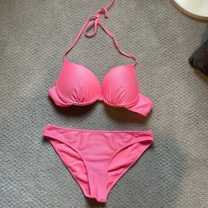 Ron Jon Pink bikini! Push up top with medium coverage.